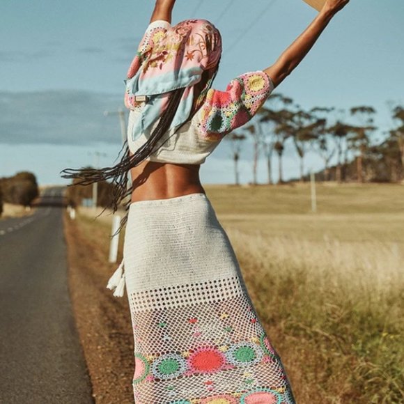 LET THE SUNSHINE IN CROCHET SKIRT Rainbow - Picture 9 of 9